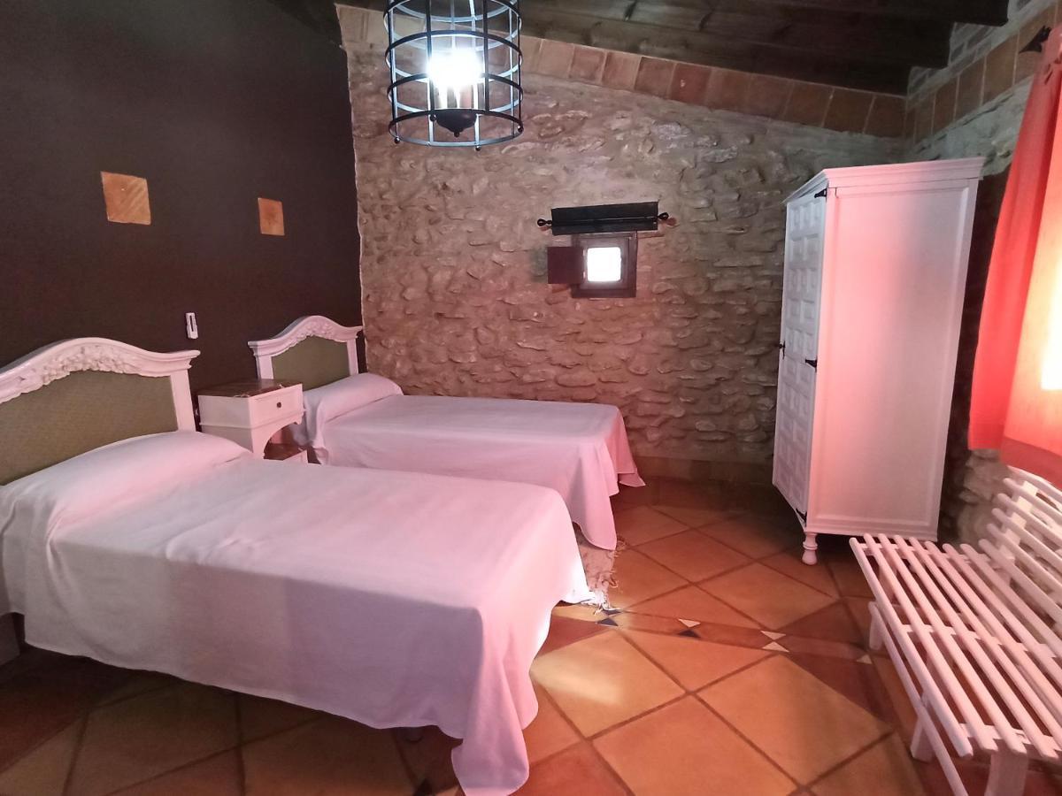La Fabriqueta De Cent Piques Guest House Fontanars dels Alforins ภายนอก รูปภาพ