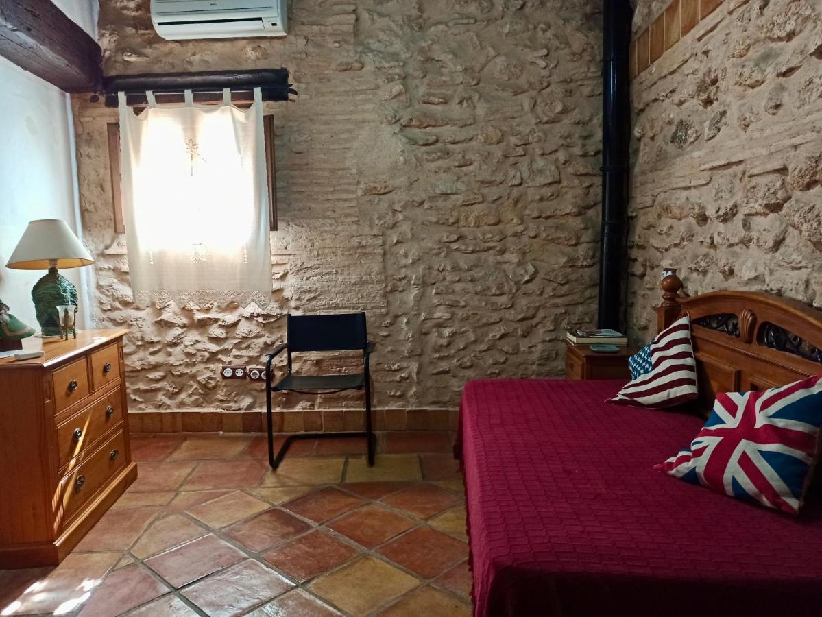 La Fabriqueta De Cent Piques Guest House Fontanars dels Alforins ภายนอก รูปภาพ